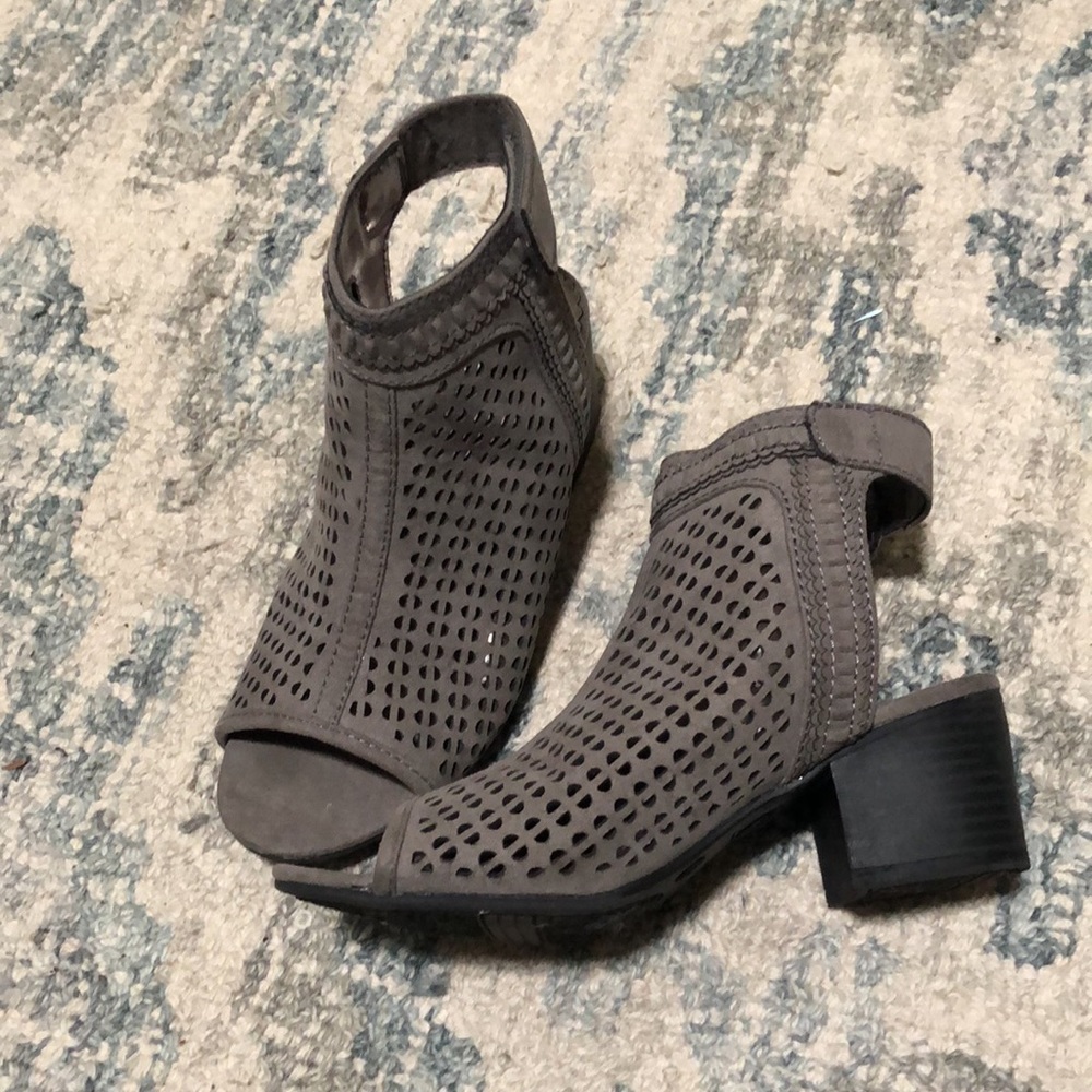 Justice ankle boot/sandals- Size 2 (girls)